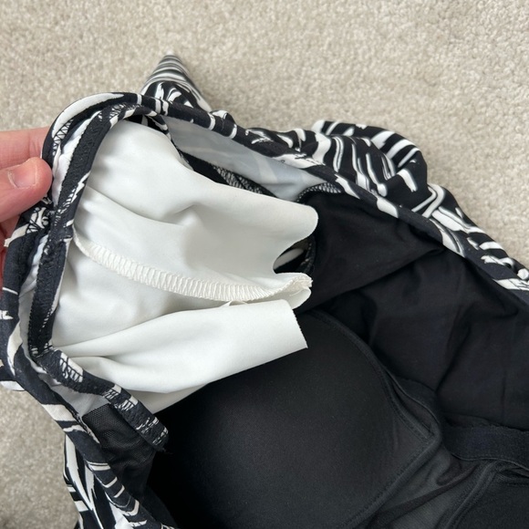 Profile by Gottex Black Swan One Shoulder Ruffle One PieceOne Piece Swimsuit - Picture 7 of 16